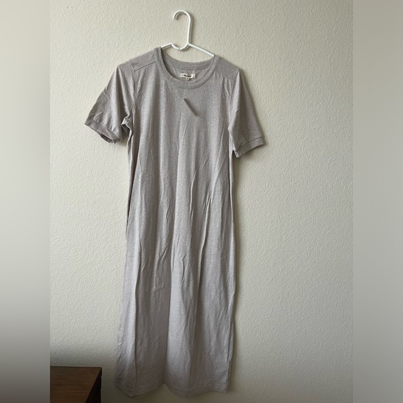 Madewell Dresses & Skirts - NWT Madewell Midi Tee Cream Dress